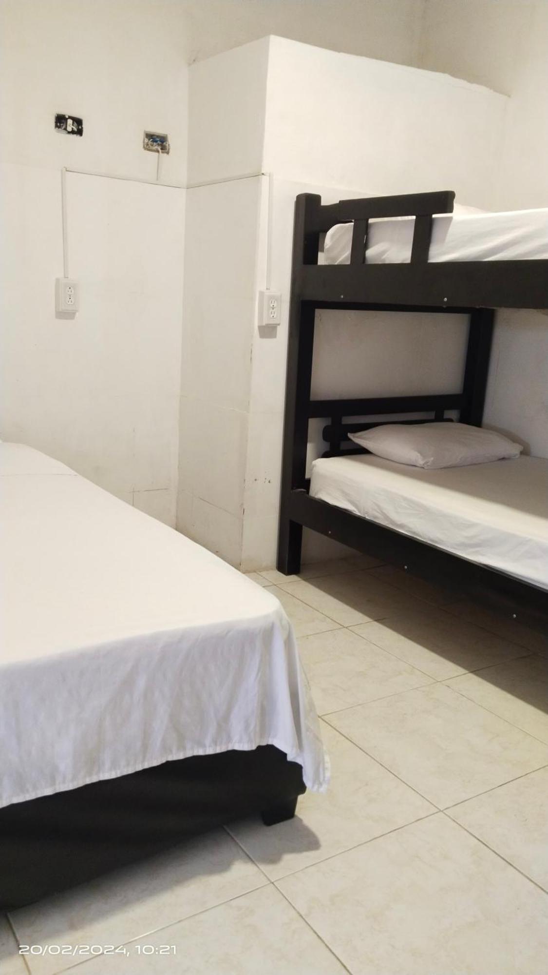 Shanty Guest House Картахена Экстерьер фото